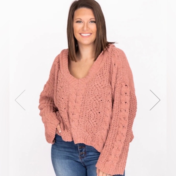 Pink Lily Oversized Terracotta Chenille Cable
Knit Sweater - Picture 6 of 9